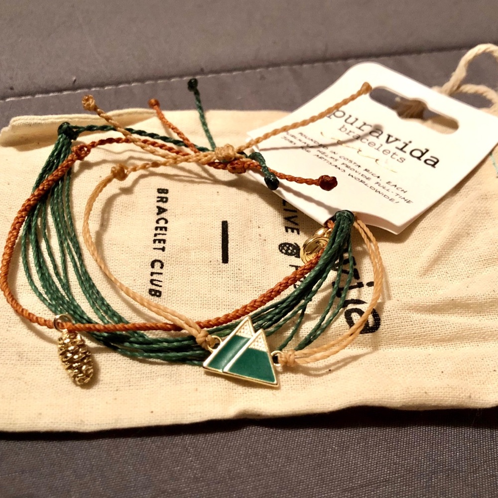 November 2019 Pura Vida Monthly Pack